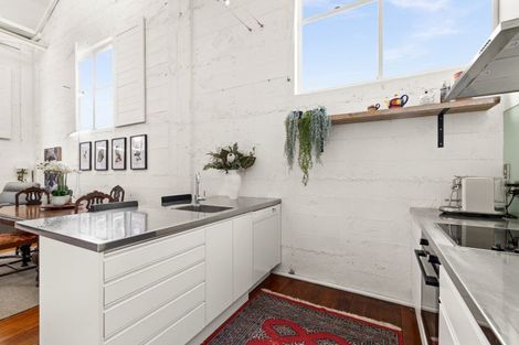 Photo of property in 17 Waghorne Street, Ahuriri, Napier, 4110