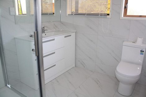 Photo of property in 17 Fratley Avenue, Farm Cove, Auckland, 2012