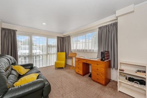 Photo of property in 4 Samuel Place, Queenwood, Hamilton, 3210