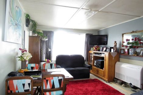 Photo of property in 23 Palmerston Street, Westport, 7825