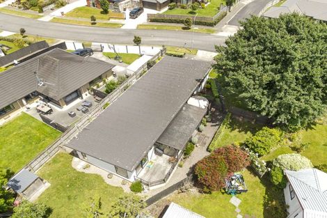 Photo of property in 7 Oak Crescent, Ashhurst, 4810