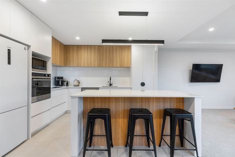 Photo of property in 1 Hinaki Street, Poike, Tauranga, 3112