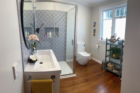 Photo of property in 7 York Street, Moera, Lower Hutt, 5010