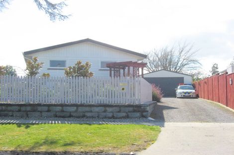 Photo of property in 6 Runuku Grove, Turangi, 3334