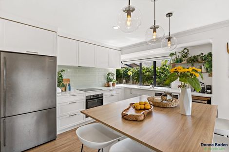 Photo of property in 13 Sunset Drive, Pukekohe, 2120