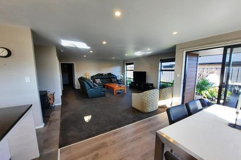 Photo of property in 78 Shillingford Boulevard, Rolleston, 7615