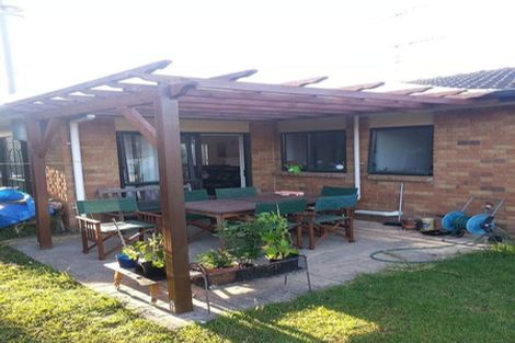 Photo of property in 13 Riplington Road, Huntington Park, Auckland, 2013
