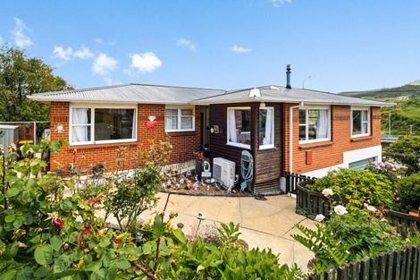 Photo of property in 90a Main South Road, Green Island, Dunedin, 9018