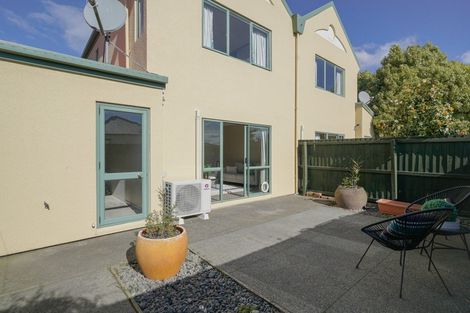 Photo of property in 2/61 King Street, Sydenham, Christchurch, 8023
