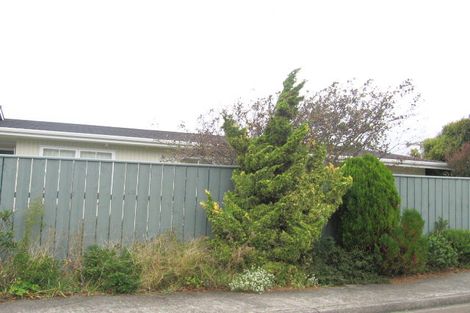 Photo of property in 10 Mckeefry Grove, Tawa, Wellington, 5028