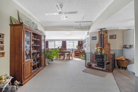 Photo of property in 49 Princes Street, Waikari, 7420