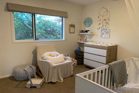 Photo of property in 33 Rebecca Rise, Weymouth, Auckland, 2103