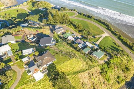 Photo of property in 11 Sunset Parade, Kai Iwi, Wanganui, 4574