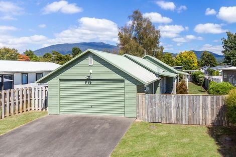 Photo of property in 35 Te Iwiheke Place, Turangi, 3334