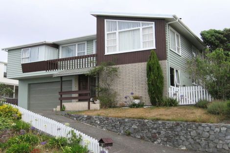 Photo of property in 7 Maple Grove, Kingston, Wellington, 6021