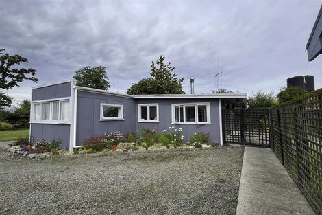 Photo of property in 53 Main North Road, Geraldine, 7930