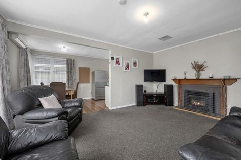 Photo of property in 13 Argyle Grove, Trentham, Upper Hutt, 5018