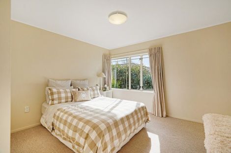 Photo of property in 2 Fulford Place, Havelock North, 4130