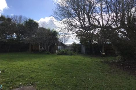 Photo of property in 12 Channel View Road, Campbells Bay, Auckland, 0630