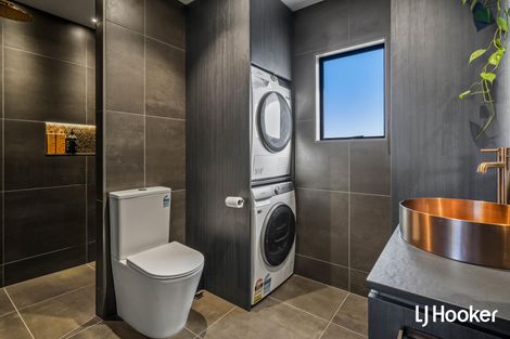 Photo of property in 11 Tatai Road, Bowentown, Waihi Beach, 3177