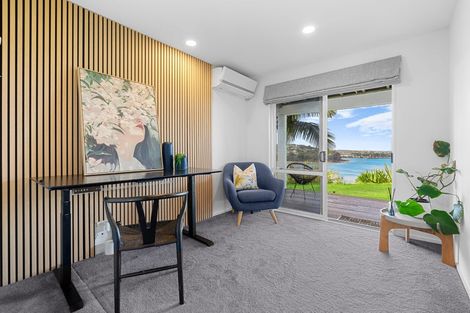 Photo of property in 95 Tiri Road, Tindalls Beach, Whangaparaoa, 0930