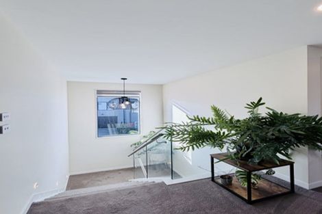 Photo of property in 17 Babos Avenue, Kumeu, 0810