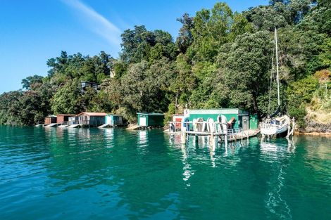 Photo of property in 40 Okoka Road, Omiha, Waiheke Island, 1081
