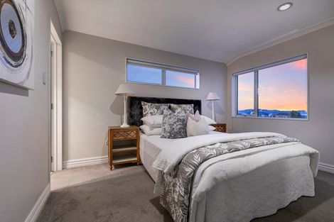 Photo of property in 188 Whangaparaoa Road, Red Beach, 0932