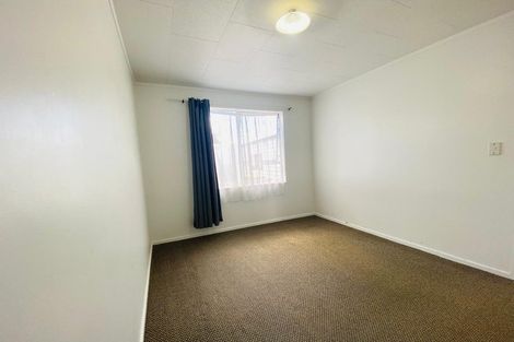 Photo of property in 2 Hobman Place, Manurewa, Auckland, 2102