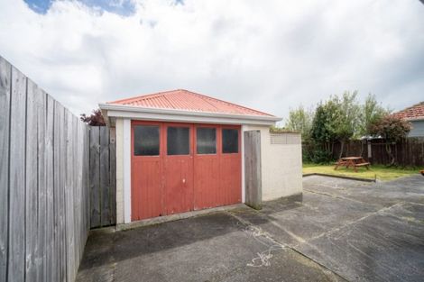 Photo of property in 25 Andrew Avenue, Roslyn, Palmerston North, 4414