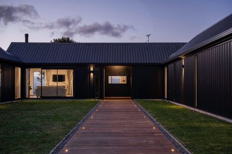 Photo of property in 668 Kaitemako Road, Welcome Bay, Tauranga, 3175