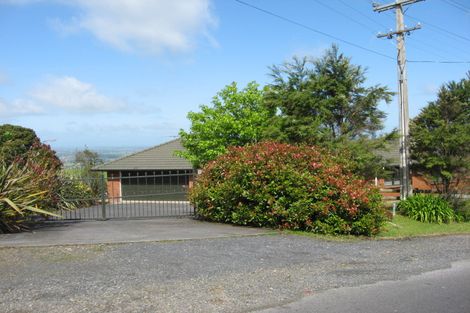 Photo of property in 693 Ponga Road, Opaheke, Papakura, 2584