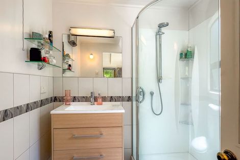 Photo of property in 34 Horopito Road, Waikanae, 5036