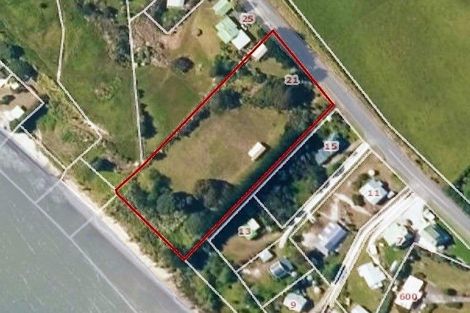 Photo of property in 21 Koutu Point Road, Opononi, Kaikohe, 0473