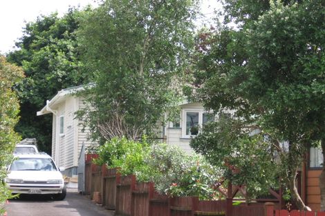 Photo of property in 11a Beatrix Street, Avondale, Auckland, 1026