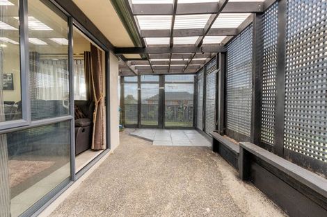 Photo of property in 96 Pitt Avenue, Clendon Park, Auckland, 2103