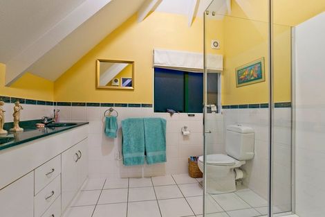 Photo of property in 1/6 Carlisle Road, Browns Bay, Auckland, 0630