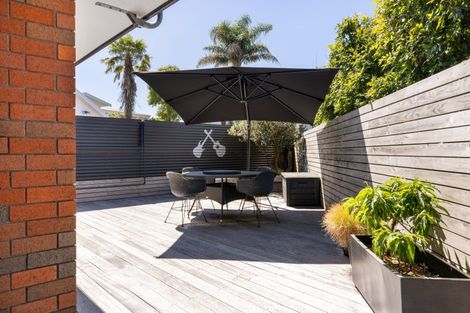 Photo of property in 42a Karaka Road, Otumoetai, Tauranga, 3110