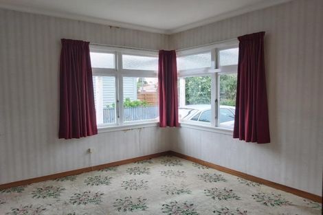 Photo of property in 31 Disraeli Street, Hawera, 4610