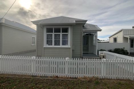 Photo of property in 11 Berry Street, Gisborne, 4010