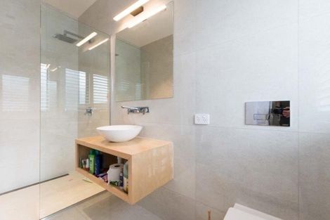 Photo of property in 6 Scurr Terrace, Wanaka, 9305