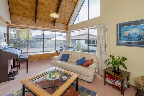 Photo of property in 3 Titoki Place, Levin, 5510