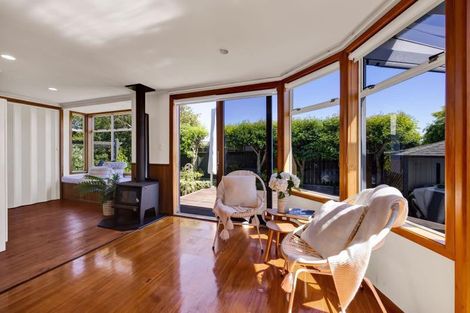 Photo of property in 11 George Street, Lower Vogeltown, New Plymouth, 4310