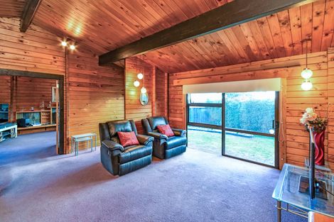 Photo of property in 137 Everglade Drive, Totara Heights, Auckland, 2105