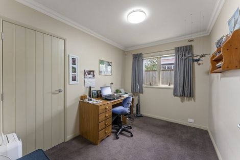 Photo of property in 7 Ward Street, Levin, 5510