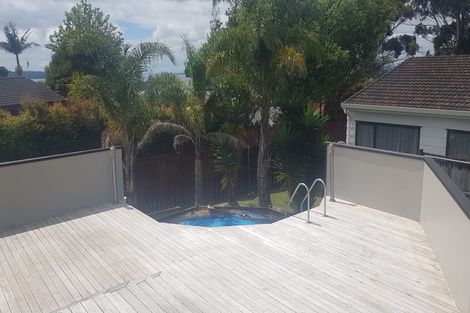Photo of property in 53 West Harbour Drive, West Harbour, Auckland, 0618