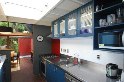 Photo of property in 64 Homewood Crescent, Karori, Wellington, 6012