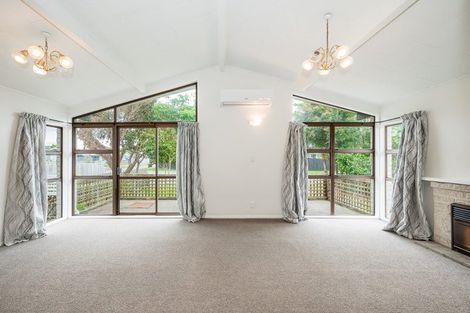 Photo of property in 83 Donovan Road, Paraparaumu Beach, Paraparaumu, 5032