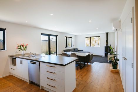 Photo of property in 14 Tuohy Lane, Wanaka, 9305