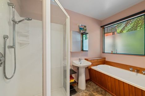 Photo of property in 243 Boons Valley Road, Waikawa, Picton, 7220